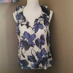 Ruffle collar sleeveless top